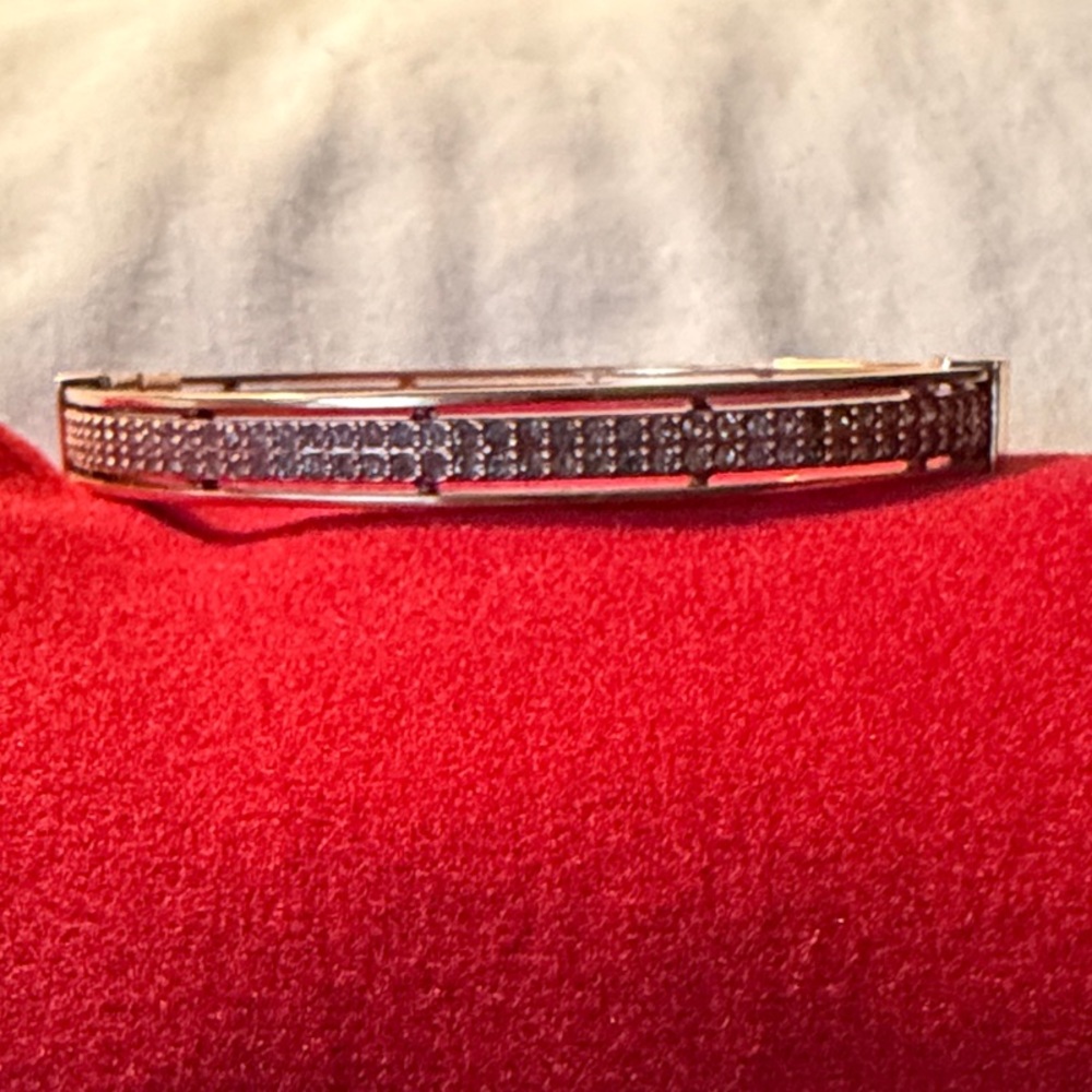 Fossil Rose Gold CZ oval bangle